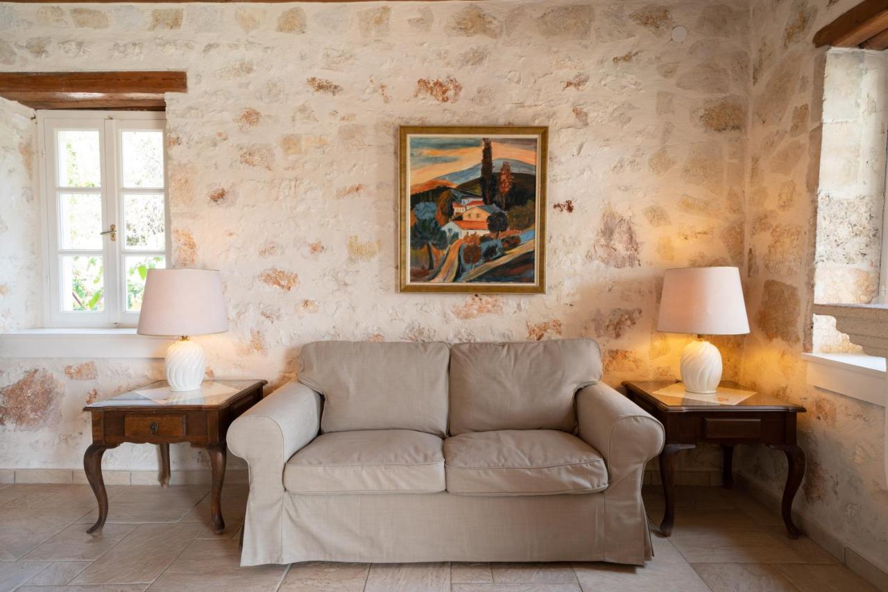 Villa Pelagos Tselendata Ngoại thất bức ảnh