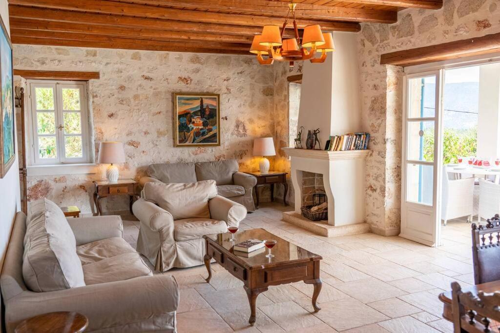 Villa Pelagos Tselendata Ngoại thất bức ảnh